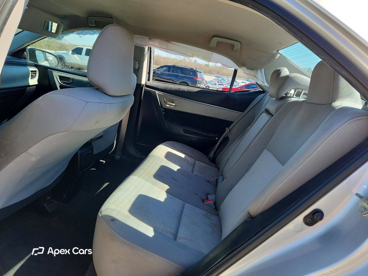 Toyota Corolla 2015