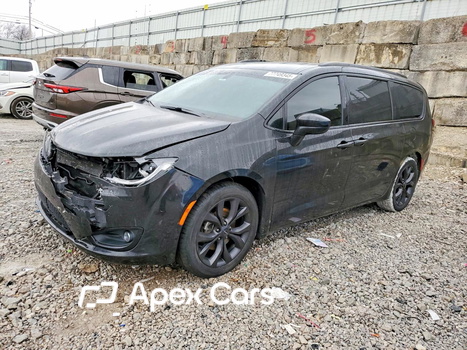 Chrysler Pacifica 2018 - Zdjęcie 1 z 13