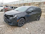 Chrysler Pacifica 2018