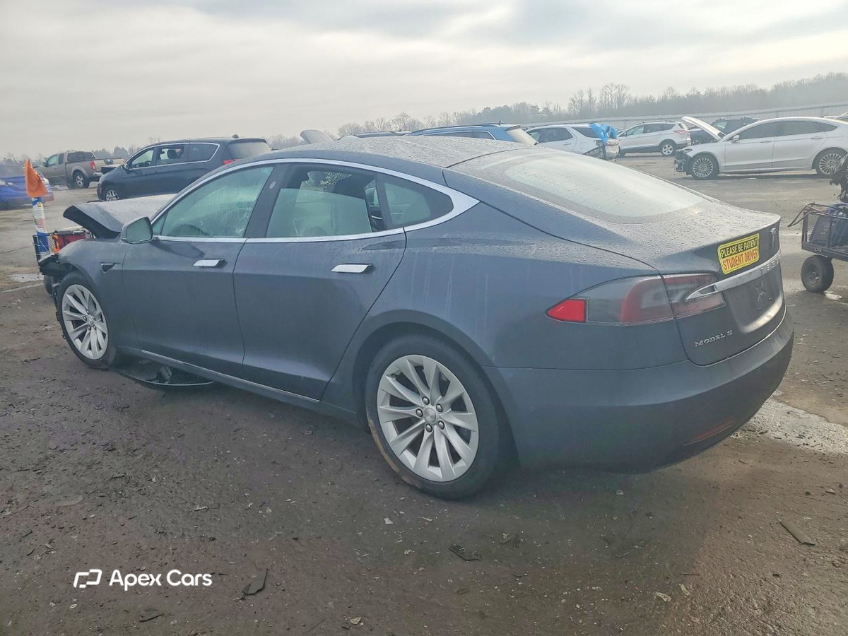 Tesla Model S 2016