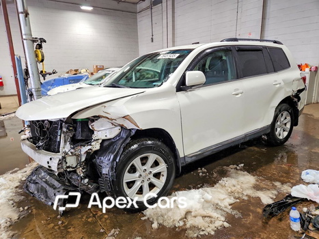 Toyota Highlander 2013 - Image 1 of 14