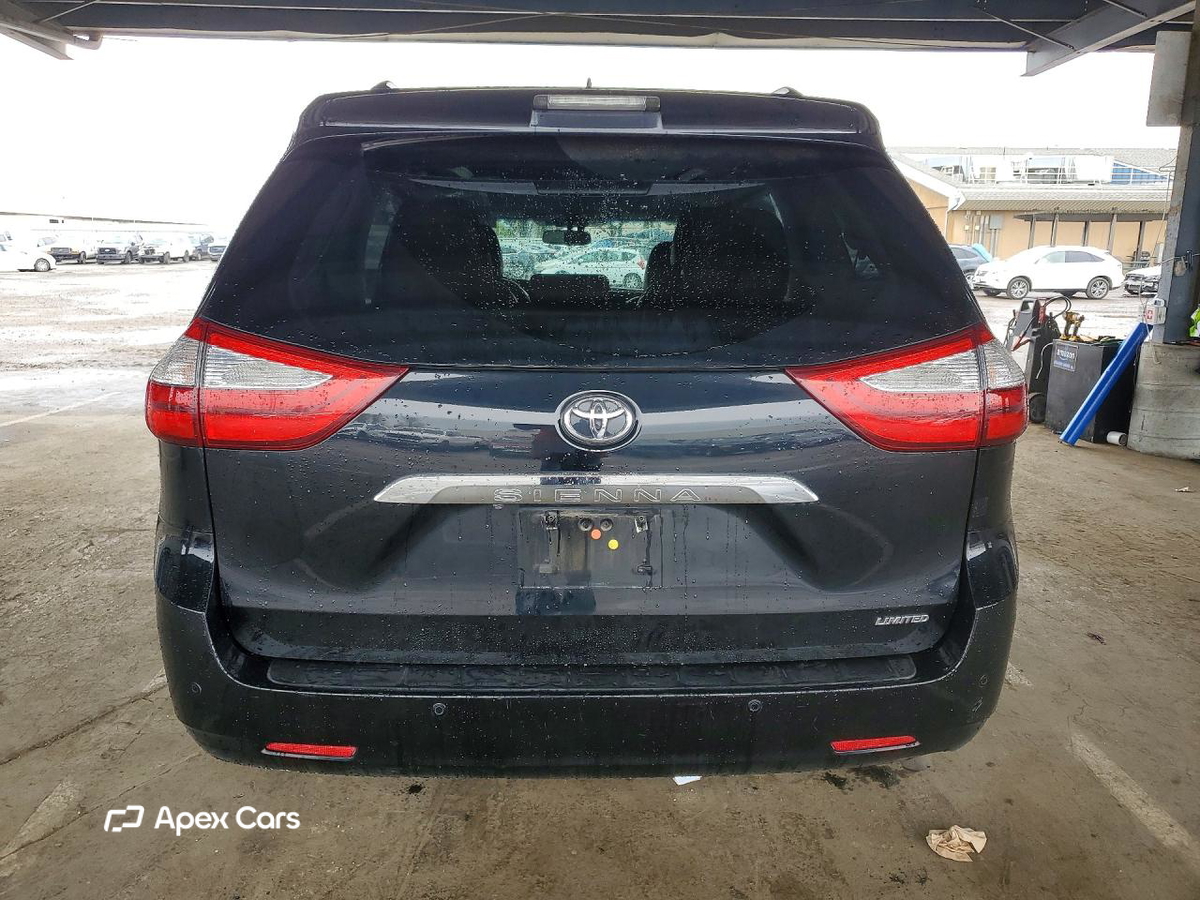 Toyota Sienna 2015