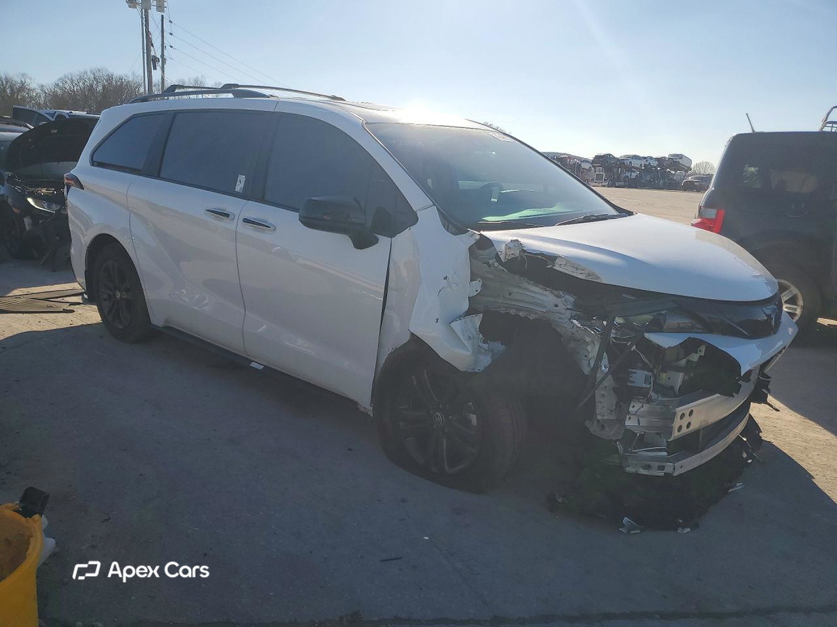 Toyota Sienna 2025