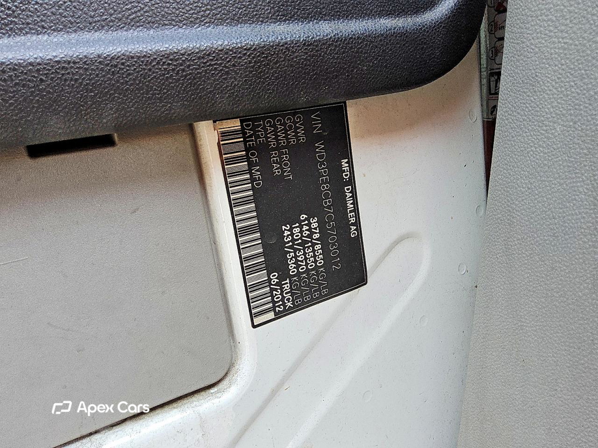 Mercedes-Benz Sprinter 2012