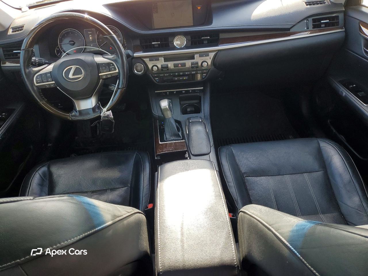 Lexus ES 2017