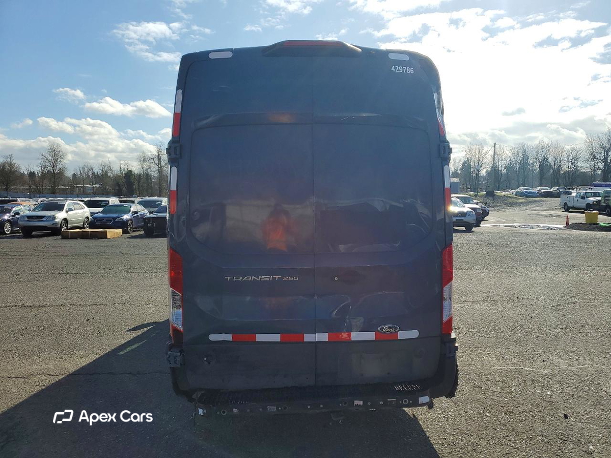 Ford Transit 2020