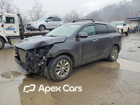 Kia Sorento 2016 - Image 1 of 15