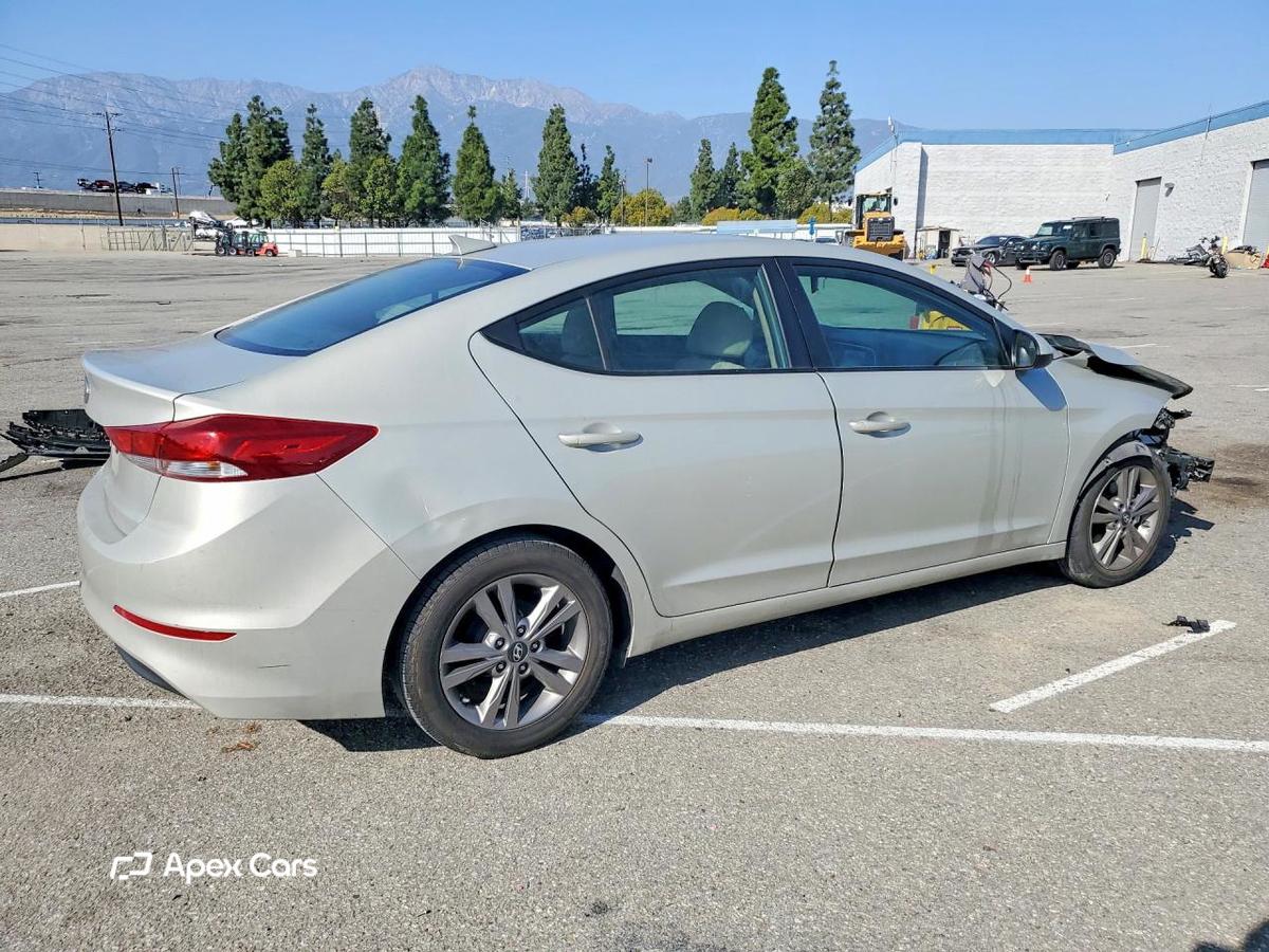 Hyundai Elantra 2017