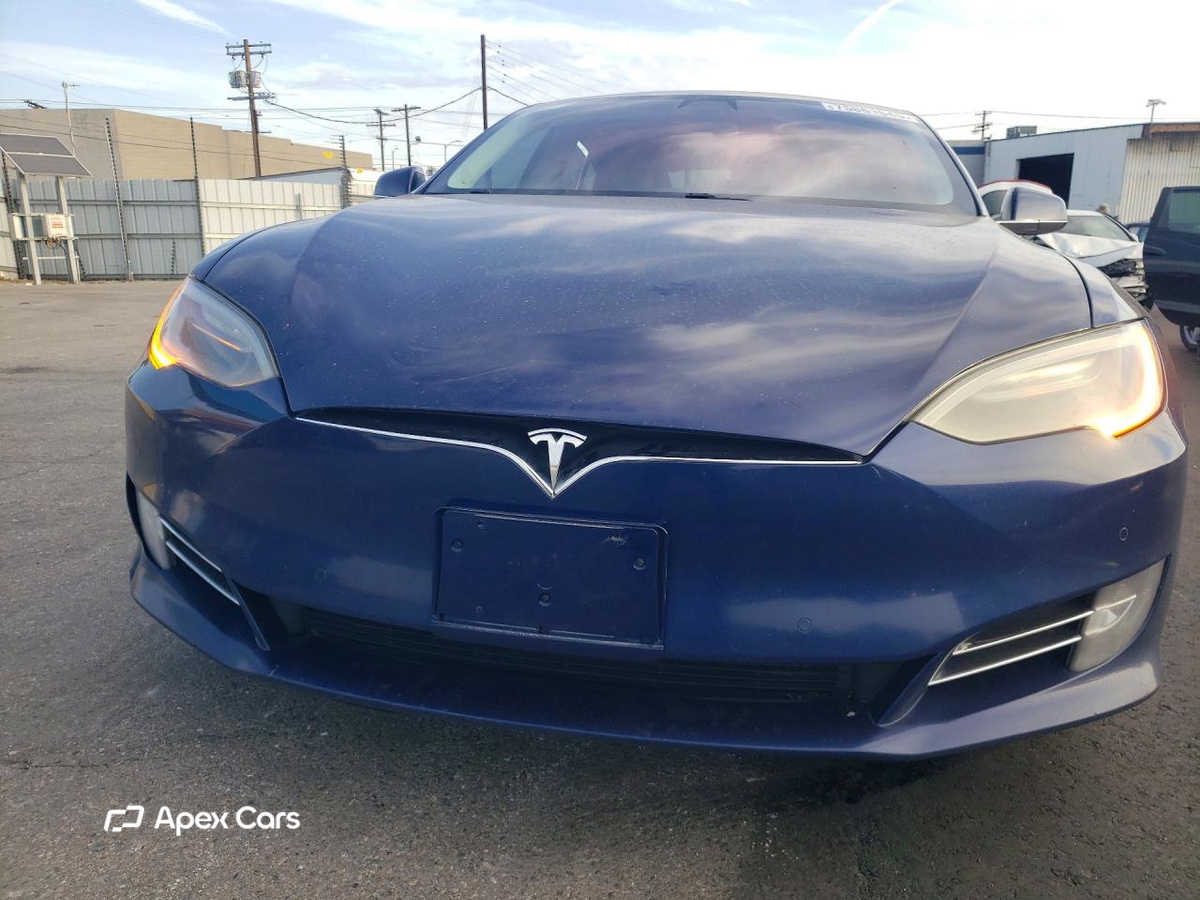 Tesla Model S 2017