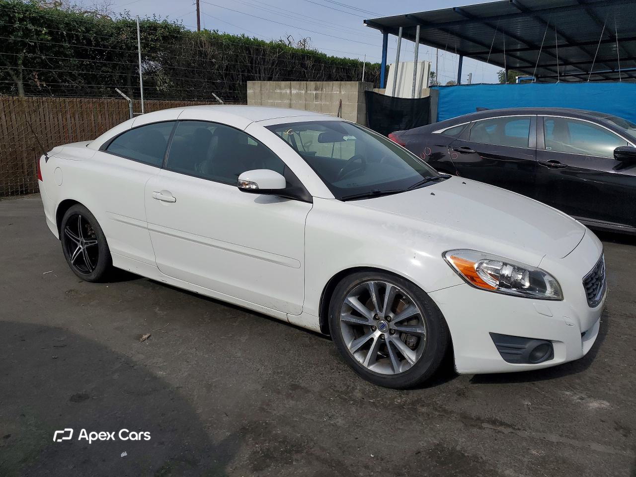 Volvo C70 2011