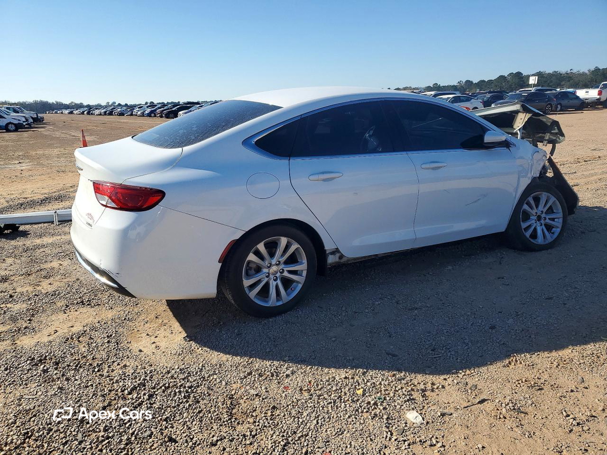Chrysler 200 2015