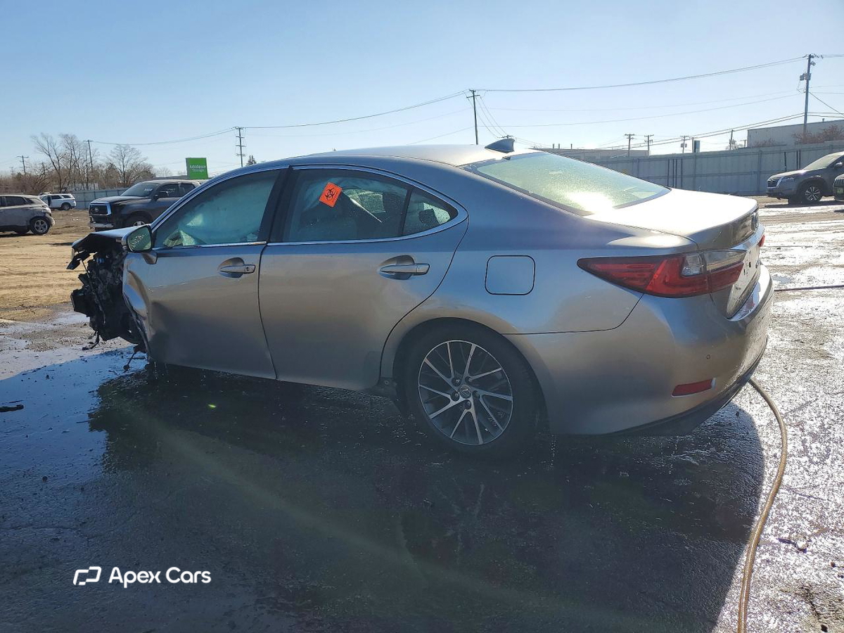 Lexus ES 2016