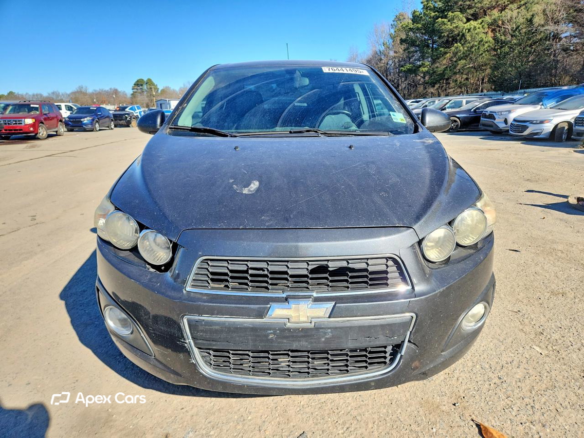 Chevrolet Sonic 2015