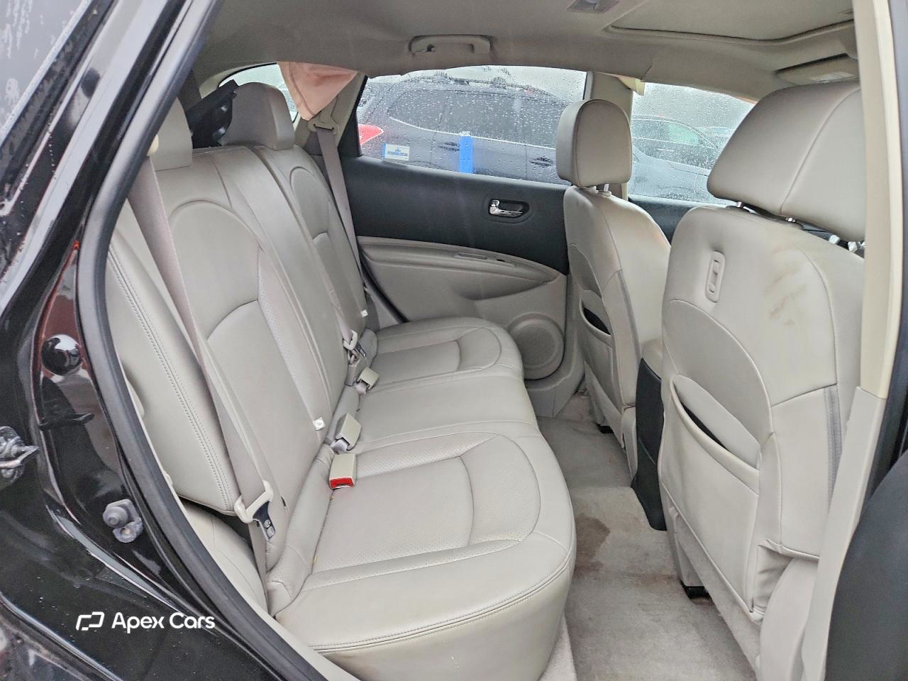 Nissan Rogue 2011