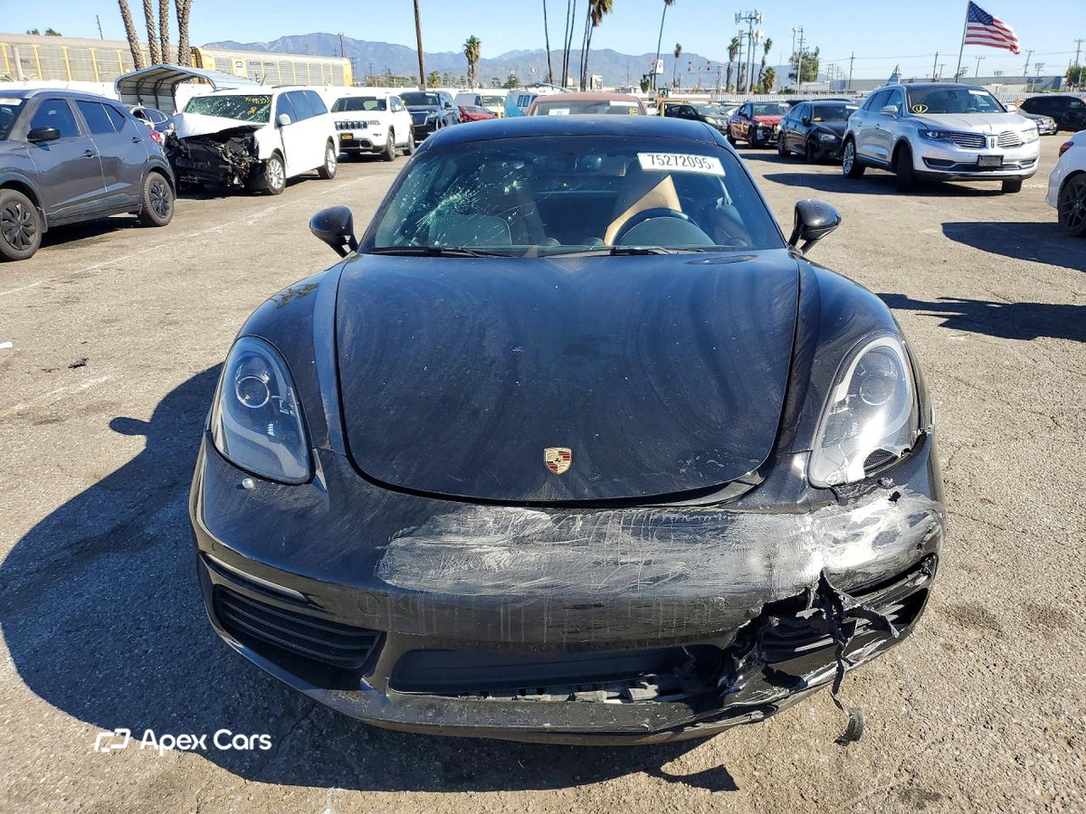 Porsche Cayman 2018
