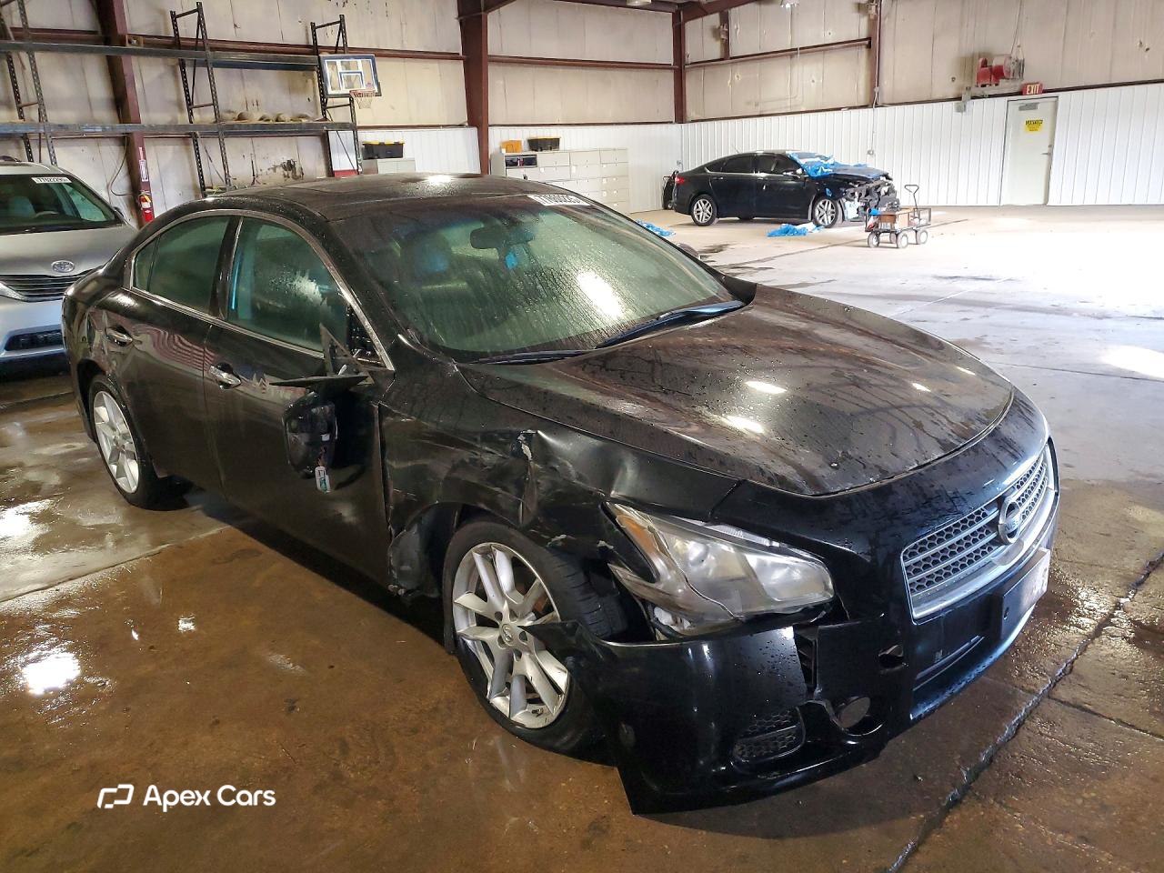 Nissan Maxima 2010