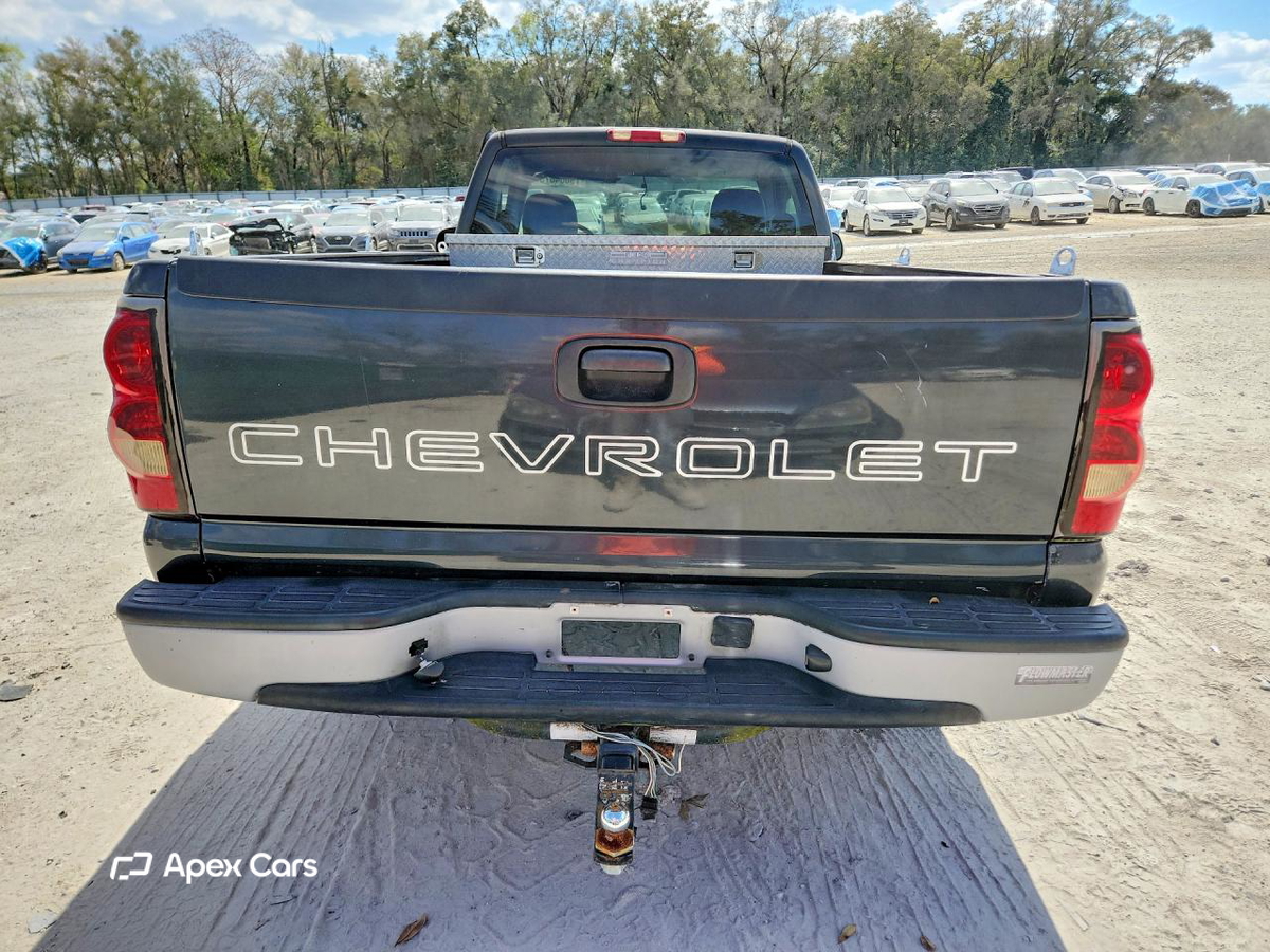 Chevrolet Silverado 2004