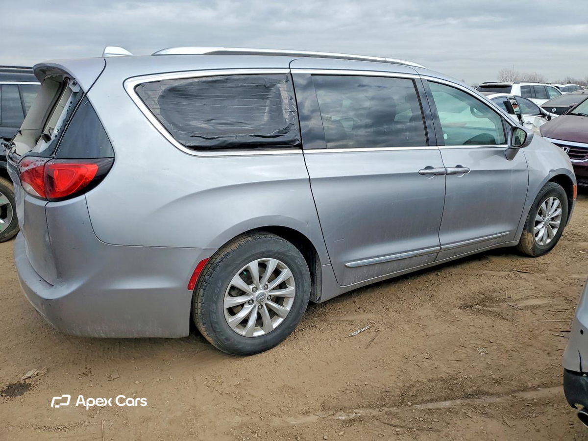 Chrysler Pacifica 2018