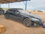 Tesla Model S 2015