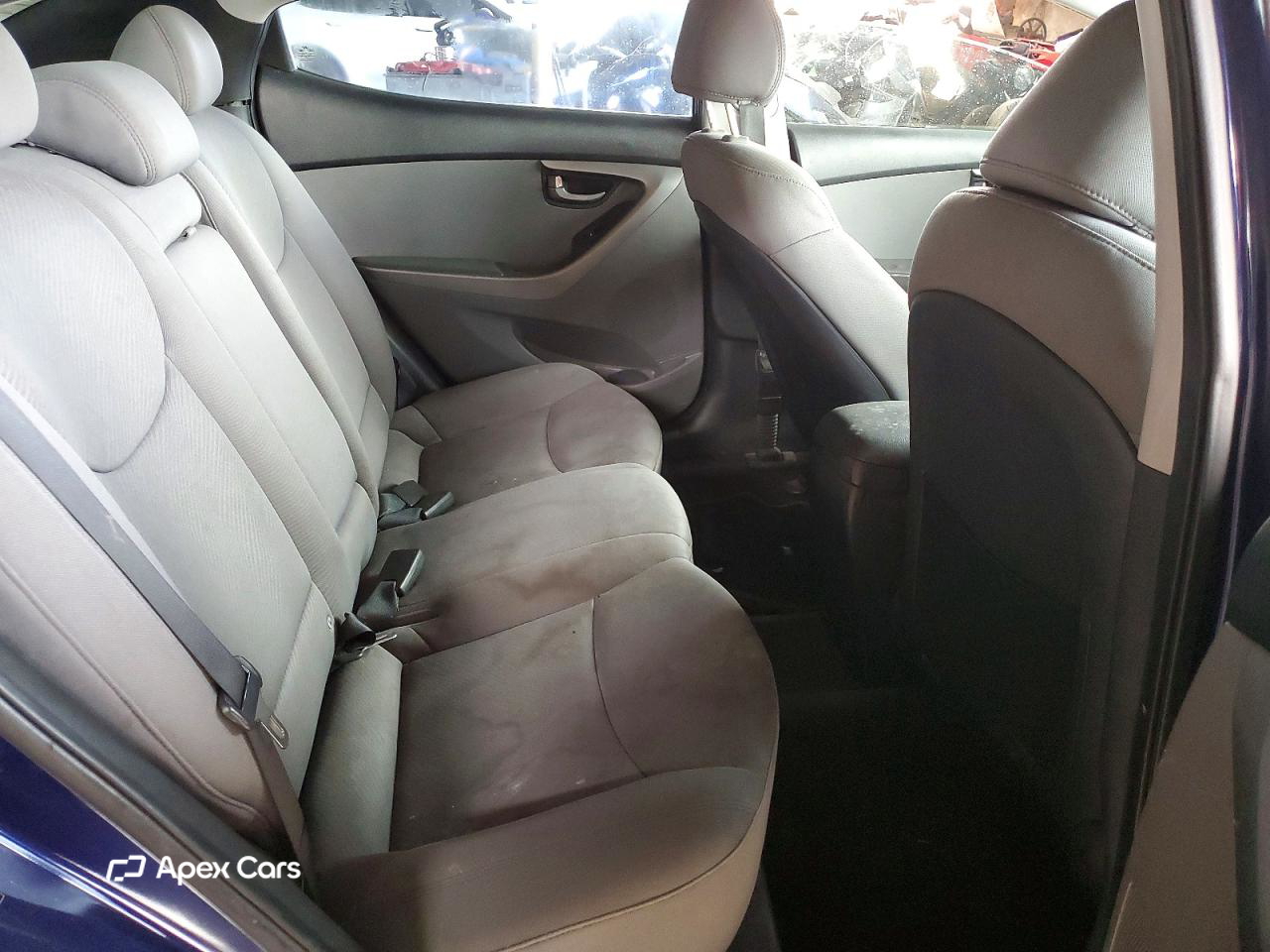 Hyundai Elantra 2011