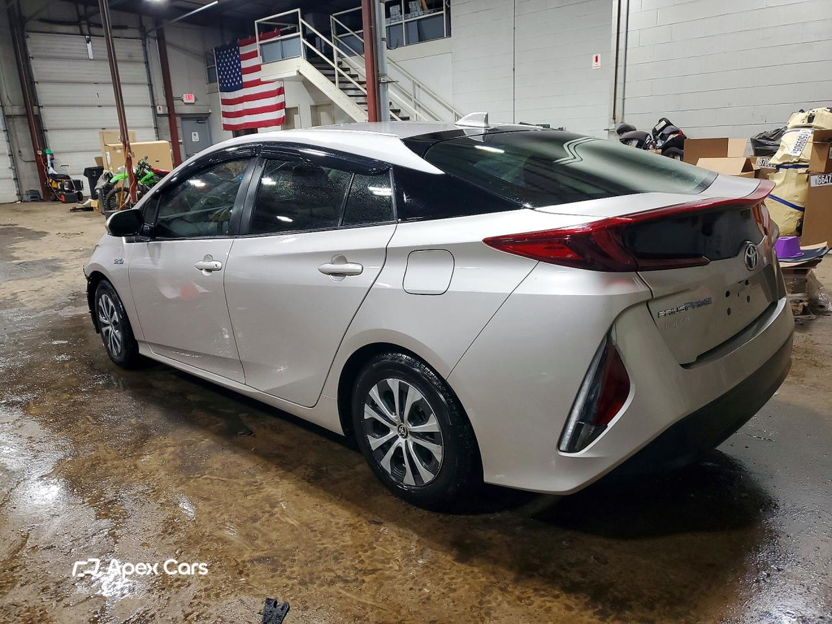 Toyota Prius 2021