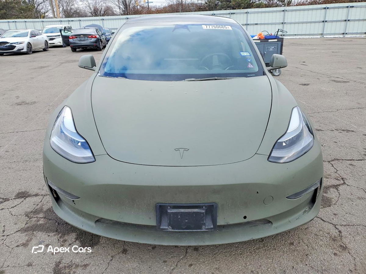 Tesla Model 3 2022