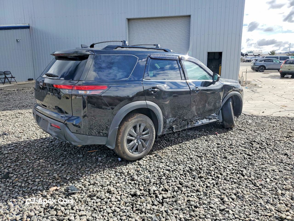 Nissan Pathfinder 2024