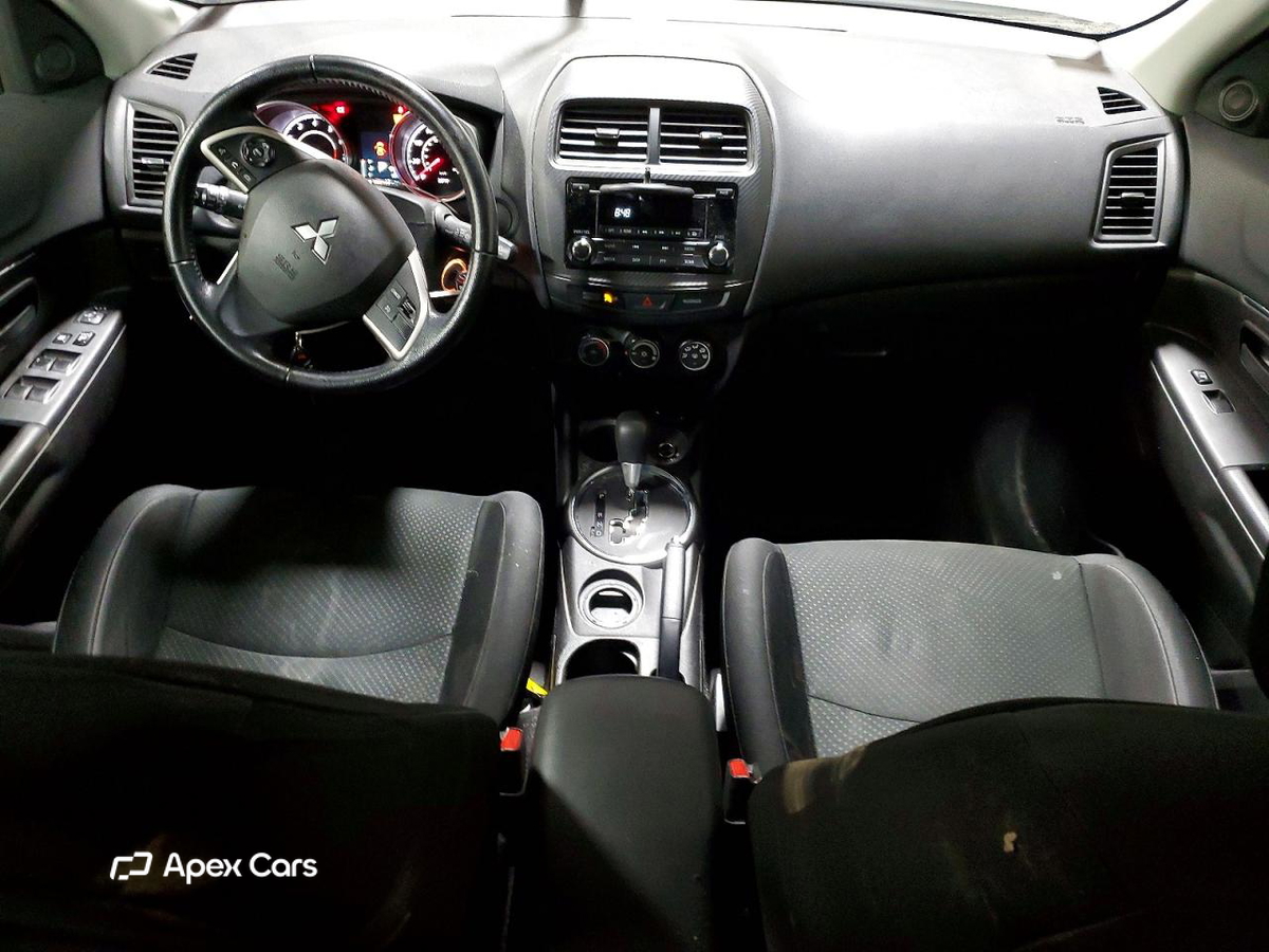 Mitsubishi Outlander 2015