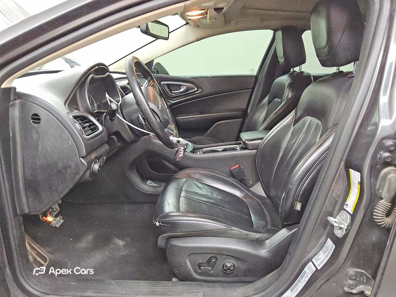 Chrysler 200 2015