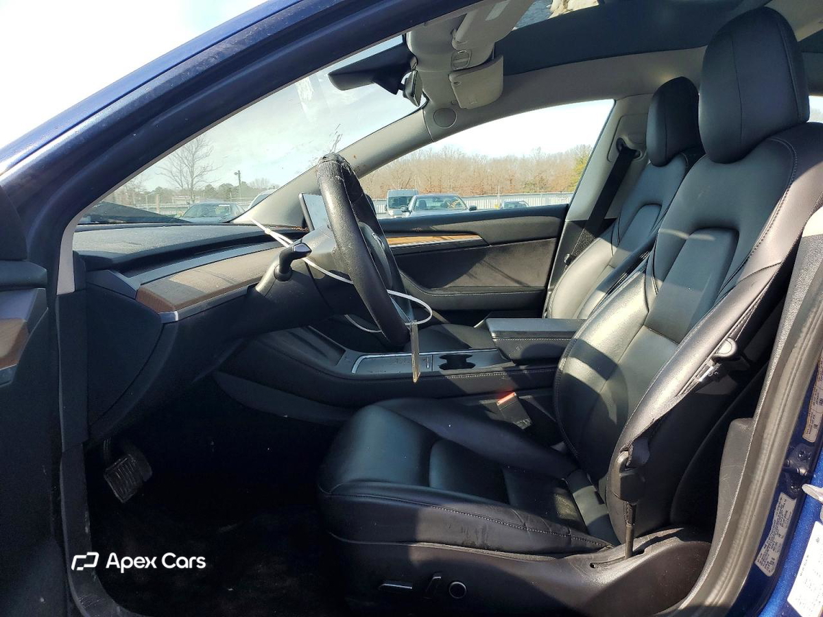 Tesla Model 3 2022