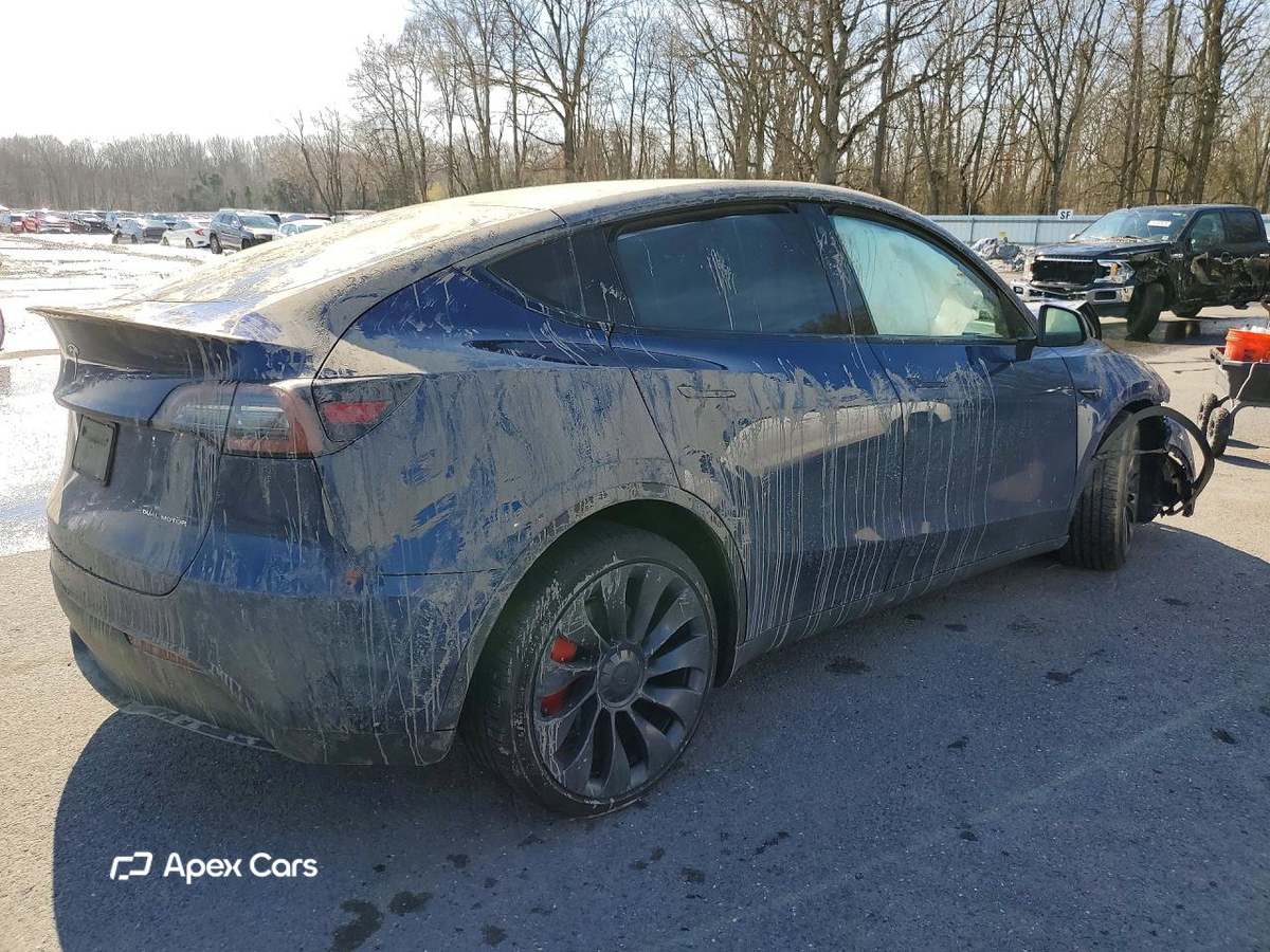 Tesla Model Y 2022