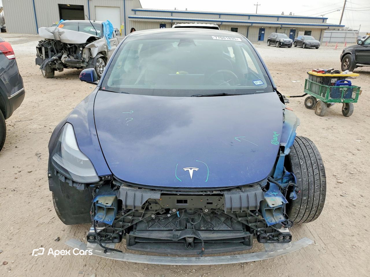 Tesla Model 3 2022