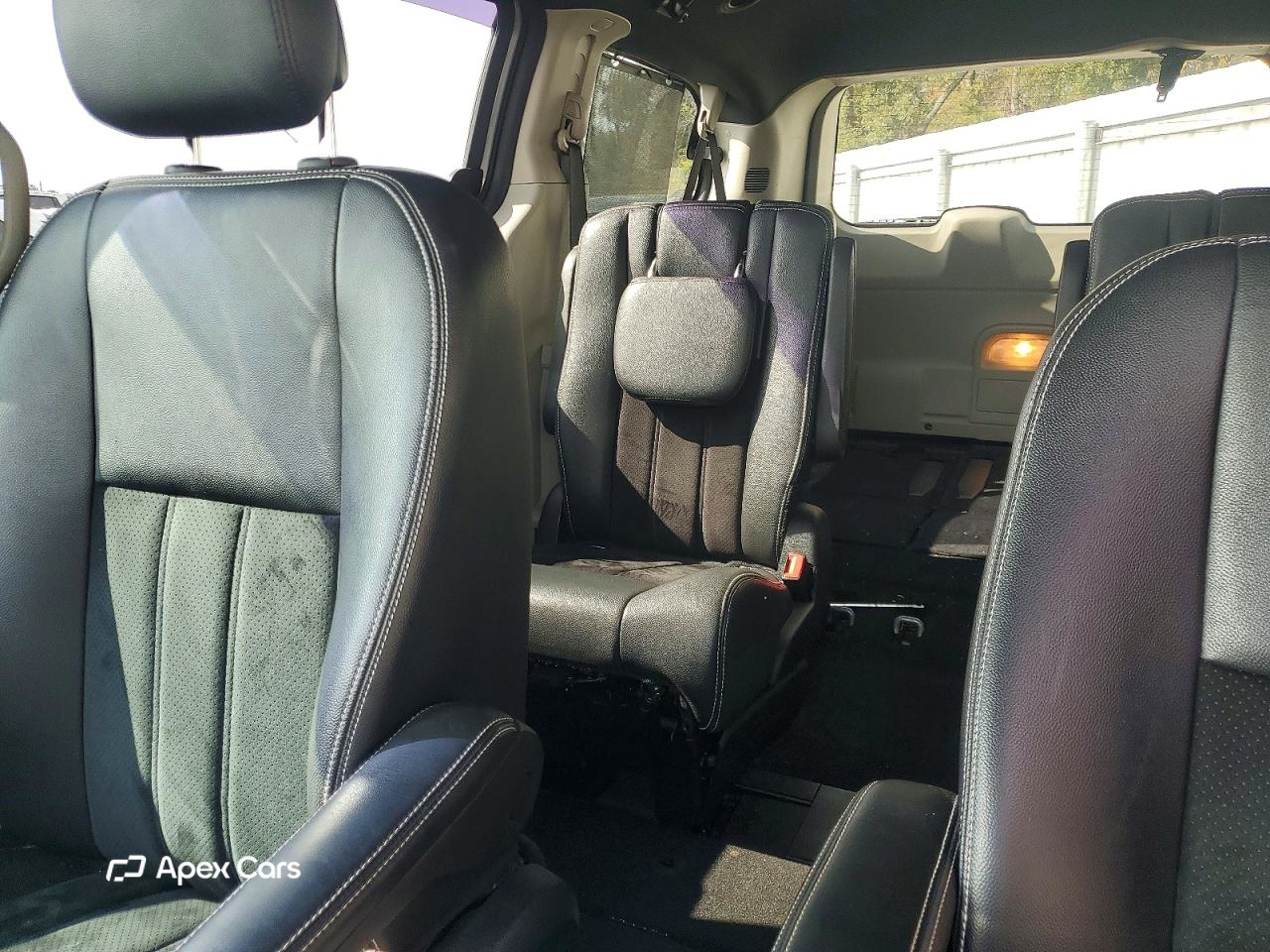 Dodge Caravan 2016