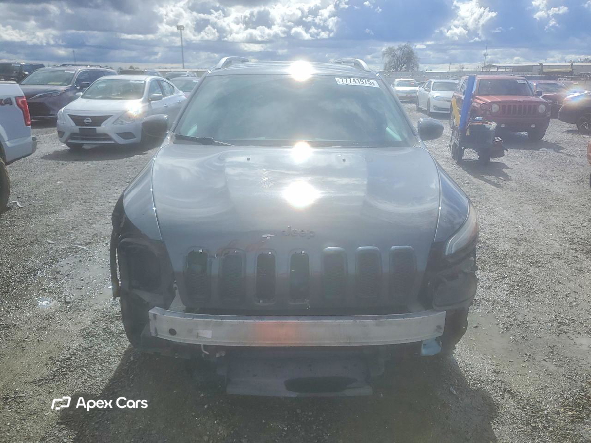 Jeep Grand Cherokee 2016