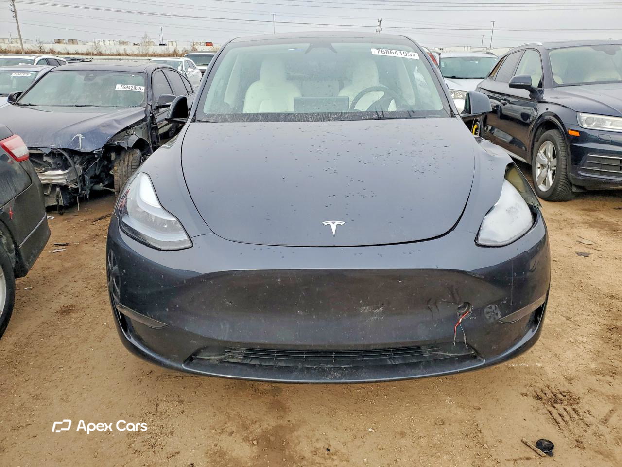 Tesla Model Y 2025