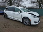 Chrysler Pacifica 2017