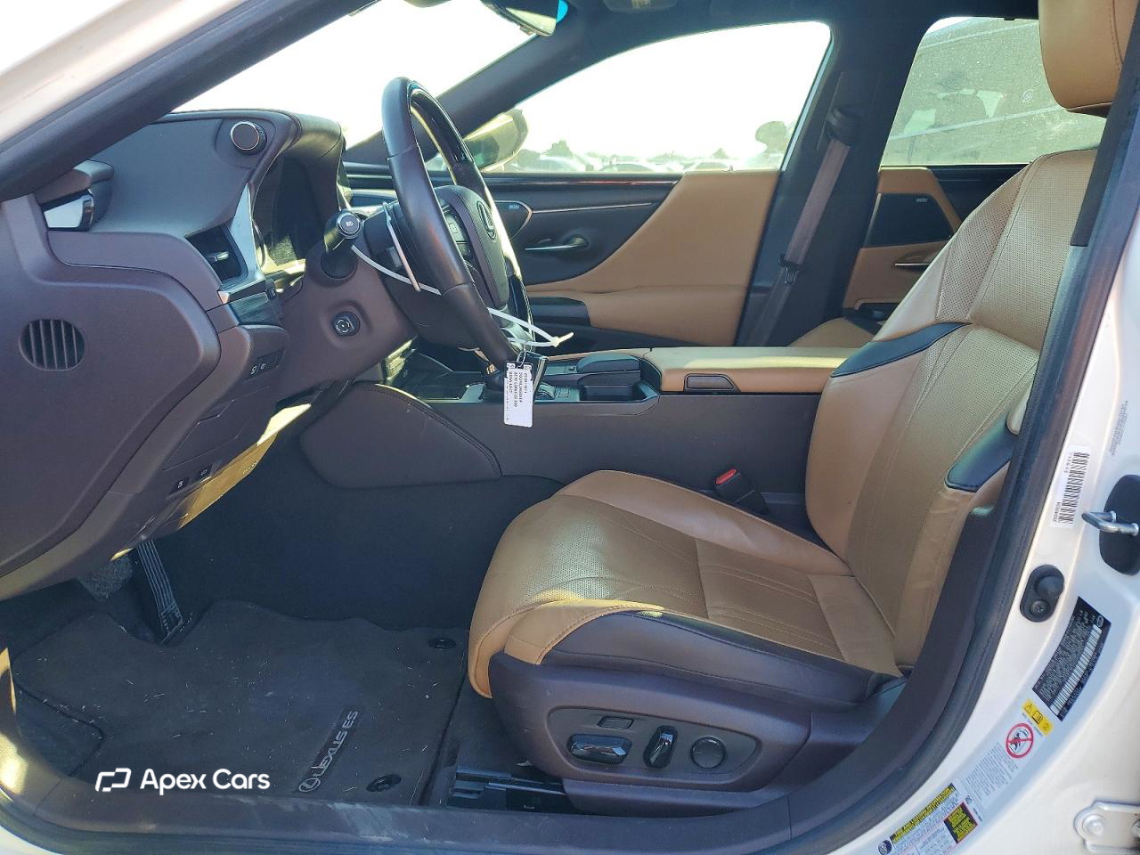 Lexus ES 2019