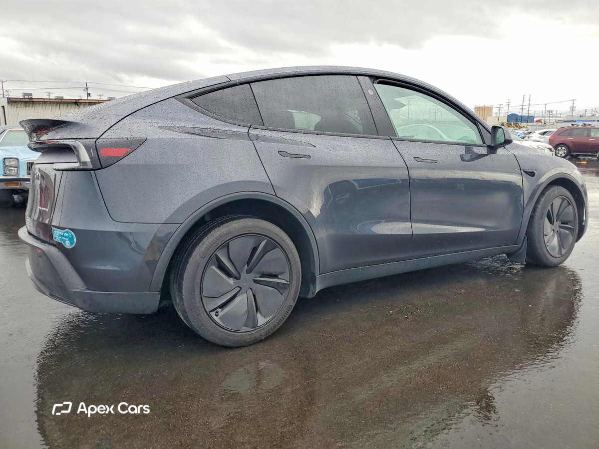 Tesla Model Y 2026