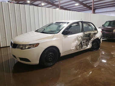 Kia Forte 2010 - Image 1 of 12