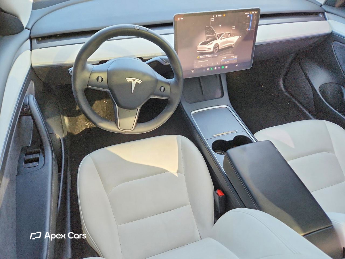 Tesla Model 3 2022