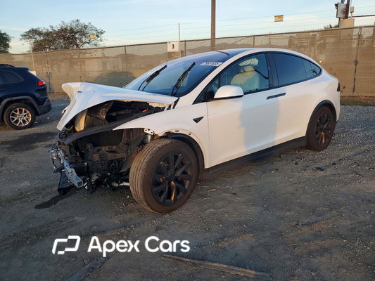 Tesla Model X 2023 - Image 1 of 15