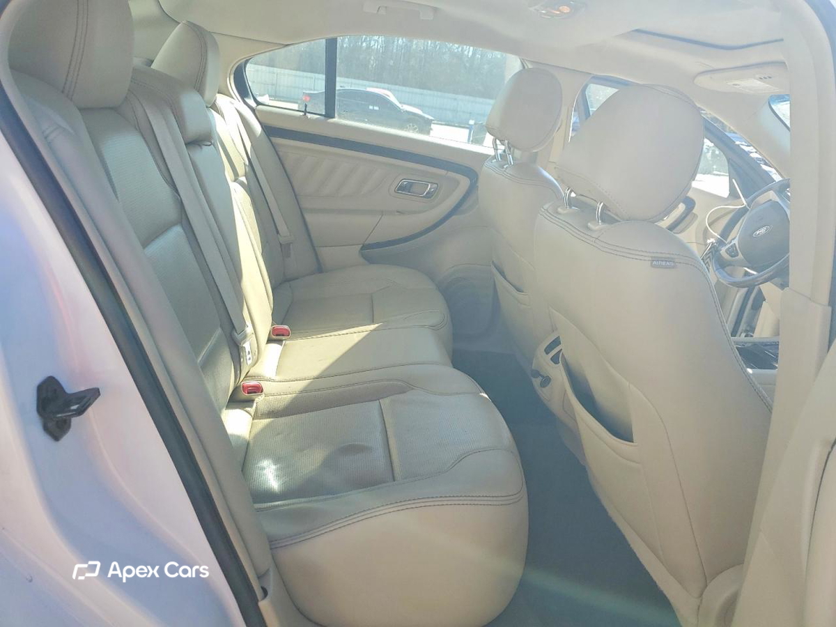 Ford Taurus 2013