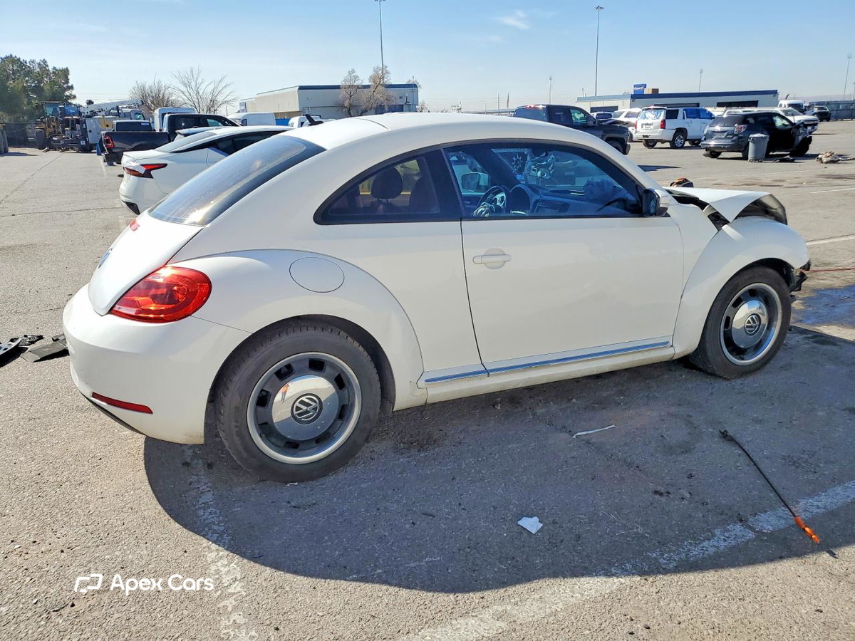Volkswagen Beetle 2012