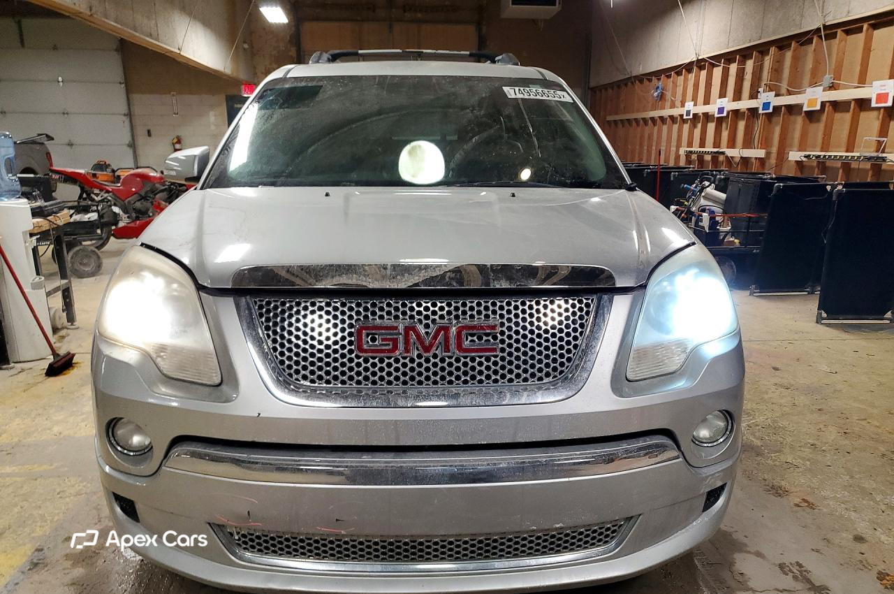 GMC Acadia 2012