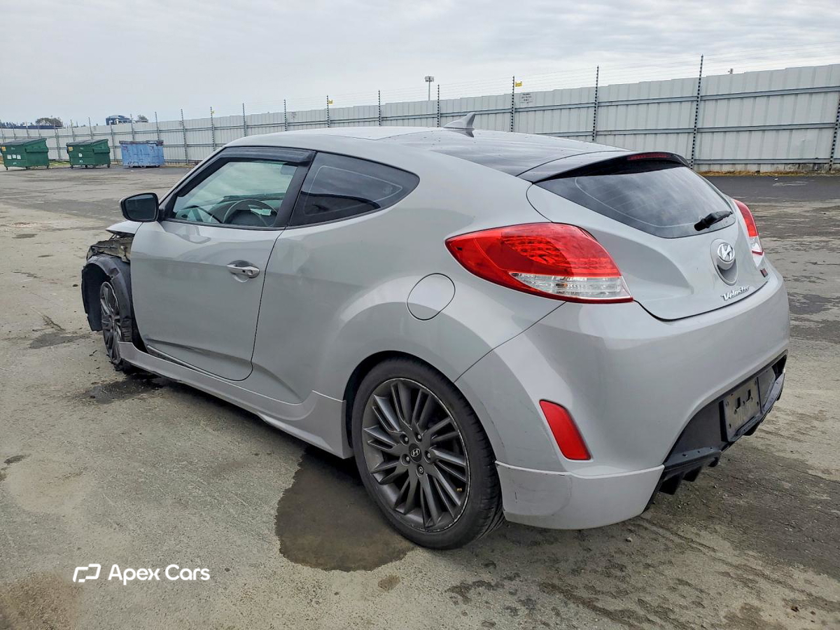 Hyundai Veloster 2013