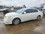 Toyota Avalon 2011