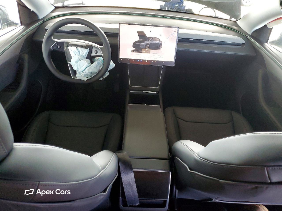 Tesla Model Y 2026