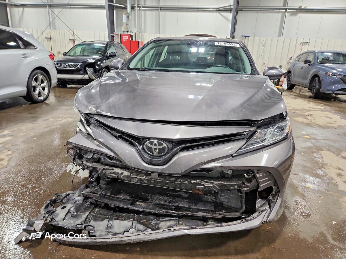 Toyota Camry 2019
