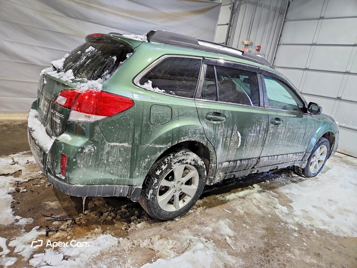 Subaru Outback 2013