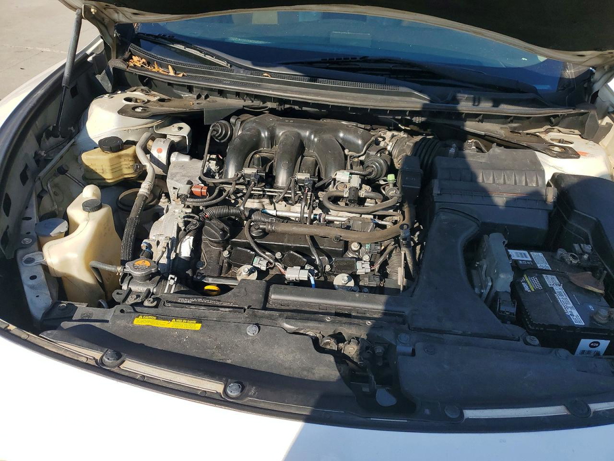 Nissan Maxima 2011